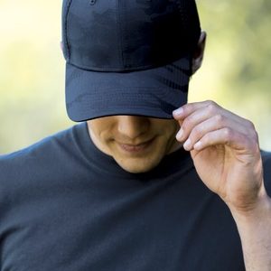 NEW ERA® TONAL CAMO STRETCH TECH MESH CAP