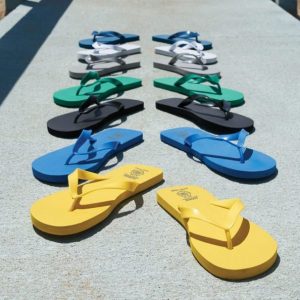 FLIP FLOPS & SANDALS